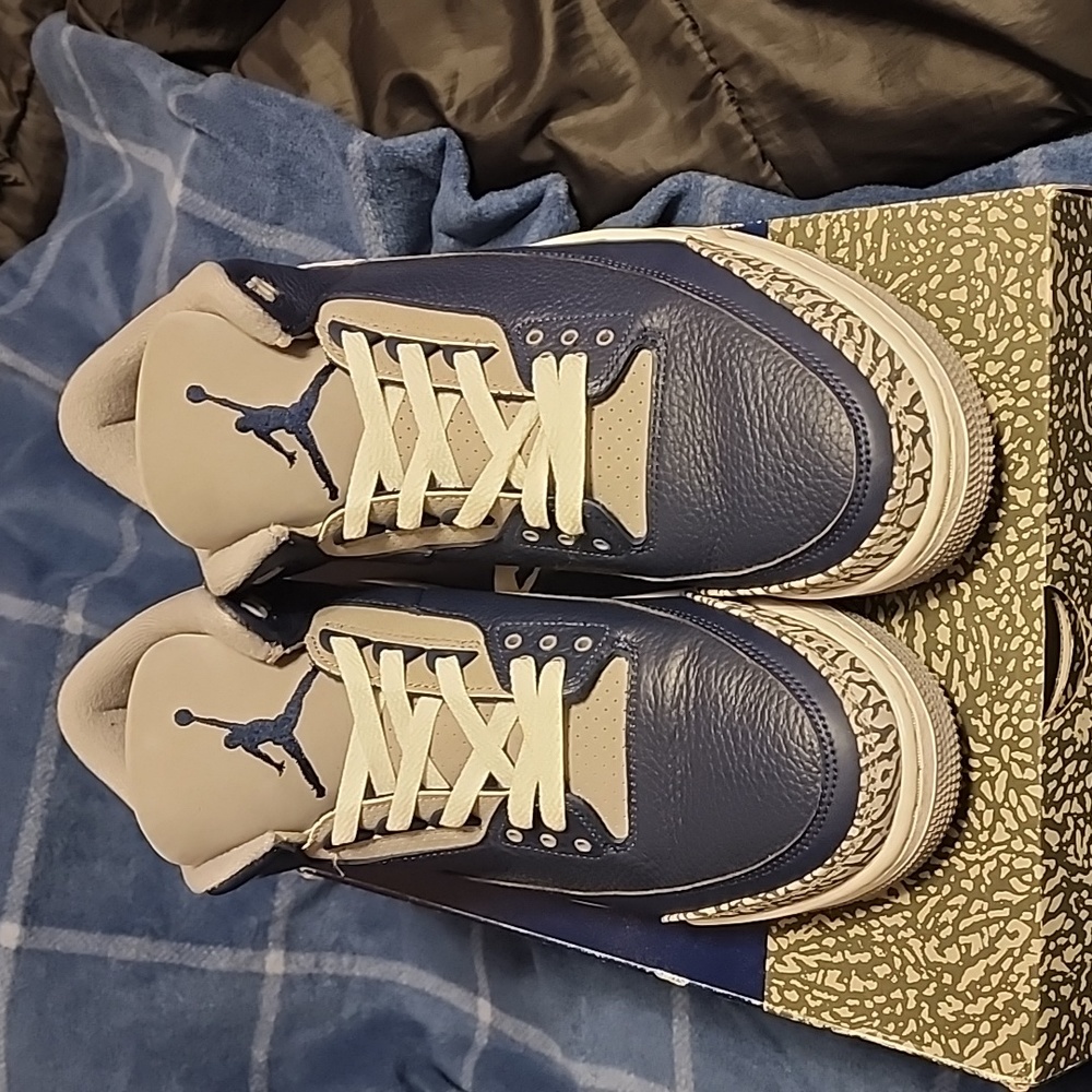 Air Jordan 3 Retro.  Colors are midnight navy, white and gray.  Size 14 with box